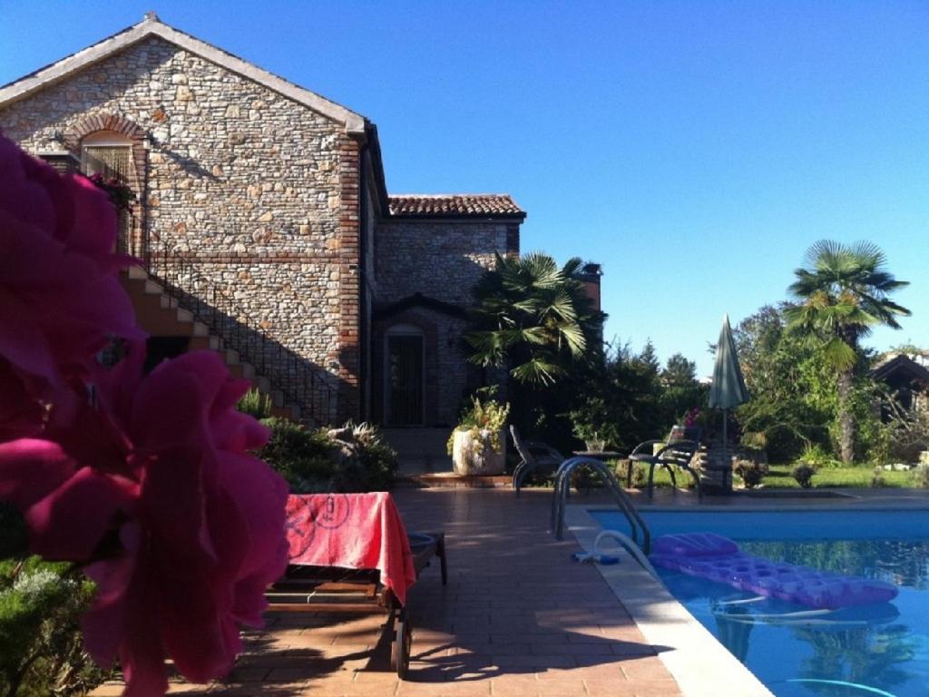 Villa In Funtana With Private Tenniscourt Exterior foto